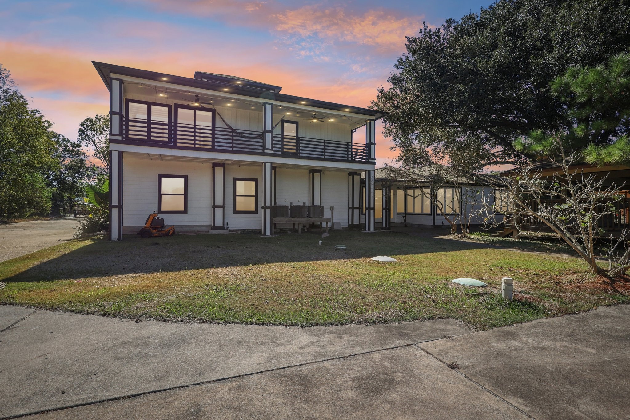 323 East Palm Street Fresno, TX 77545 - Photo 2 of 50