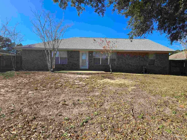 $1,775 | 4873 La Casa Circle, Pace, FL 32571