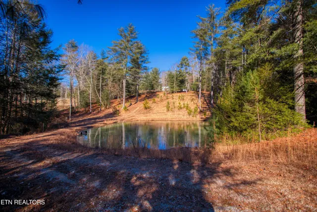 $445,000 | 210 Indian Rock Trail, Jamestown, TN 38556