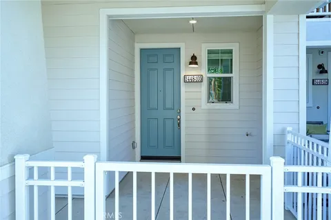 $5,875 | 2448 Haley Pt Drive, Unit 105, Ventura, CA 93003