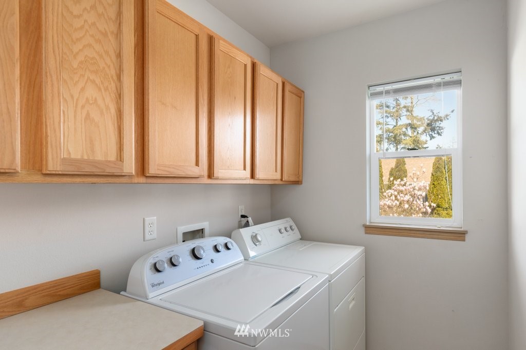 2285 Williams Road Oak Harbor, WA 98277 - Photo 11 of 23 Gallery Image 11