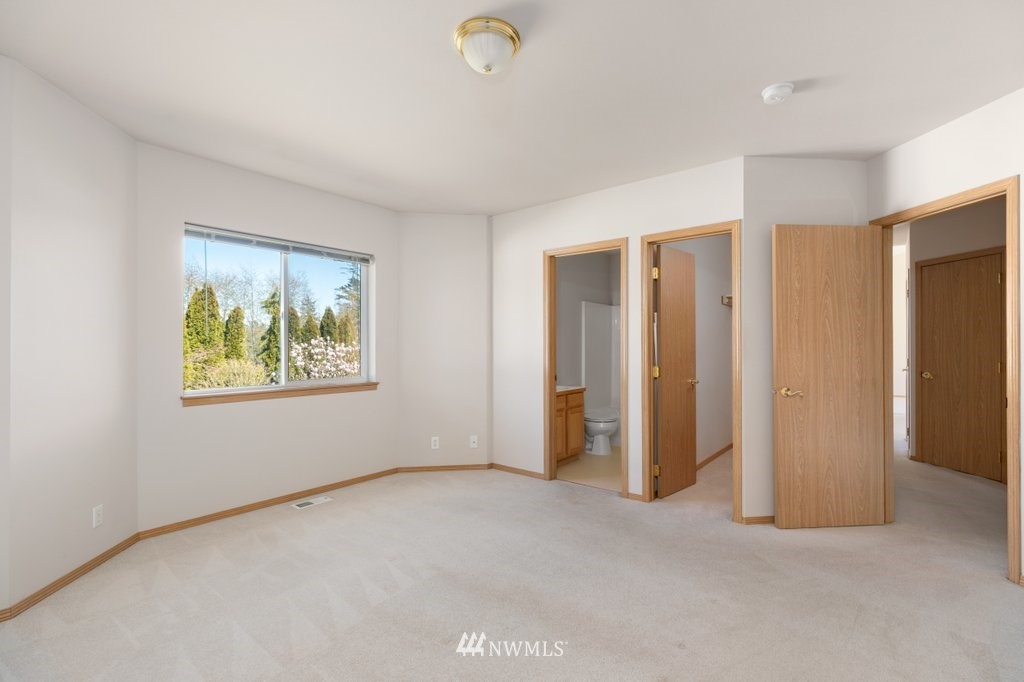2285 Williams Road Oak Harbor, WA 98277 - Photo 12 of 23 Gallery Image 12