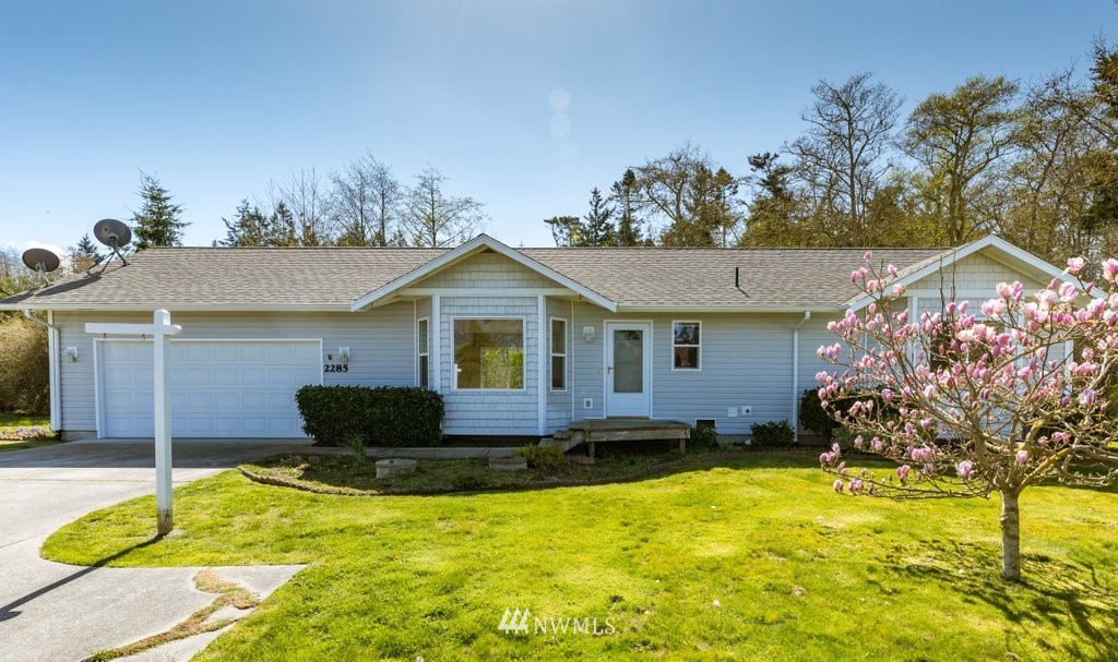 2285 Williams Road Oak Harbor, WA 98277 - Photo 3 of 23 Gallery Image 3