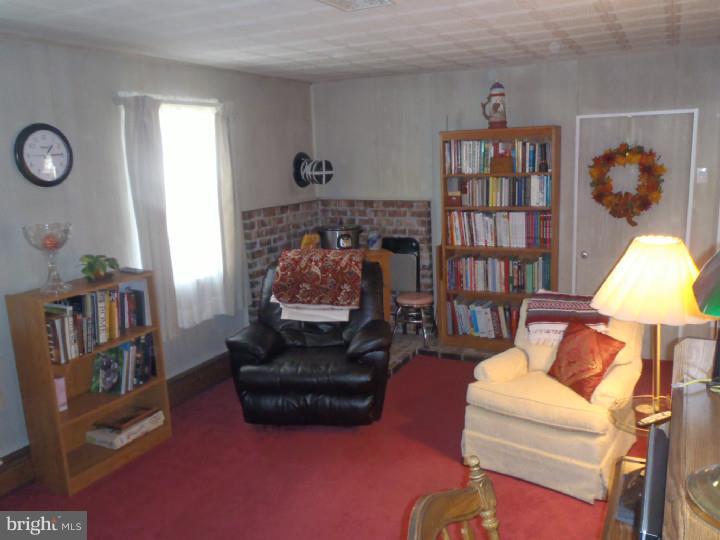 49 MacIntosh Road Levittown, PA 19056 - Photo 12 of 22 Gallery Image 12