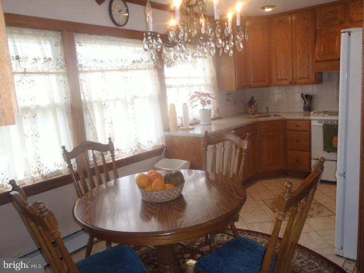 49 MacIntosh Road Levittown, PA 19056 - Photo 7 of 22 Gallery Image 7