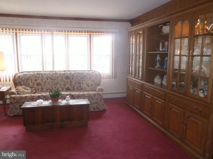 49 MacIntosh Road Levittown, PA 19056 - Photo 9 of 22 Gallery Image 9