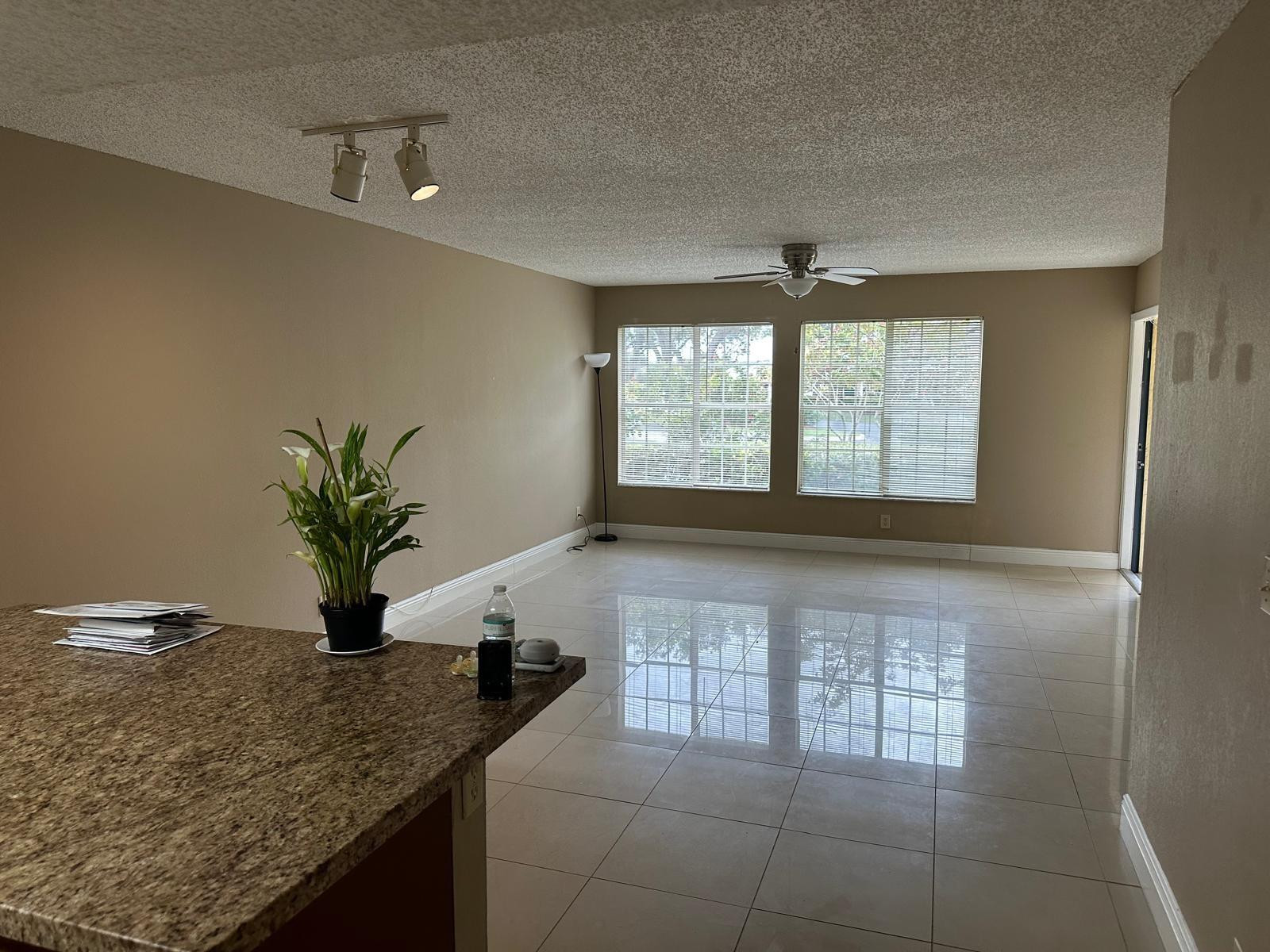 6283 La Costa Drive, Unit D Boca Raton, FL 33433 - Photo 4 of 10 Photo 4