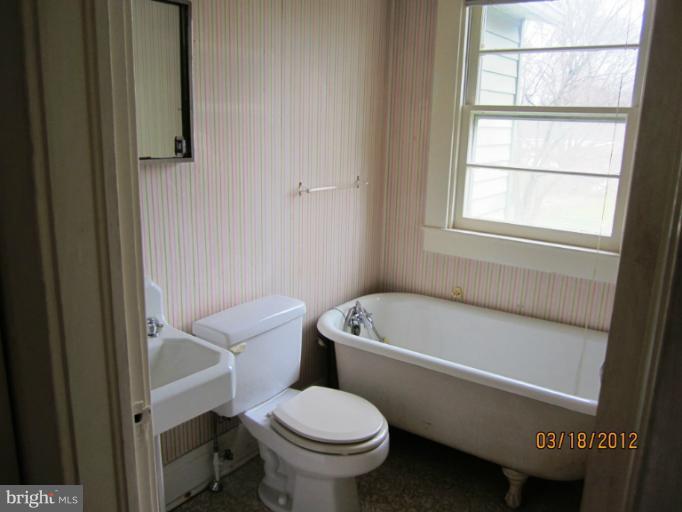 15 Ritters Lane Owings Mills, MD 21117 - Photo 18 of 30 Bath