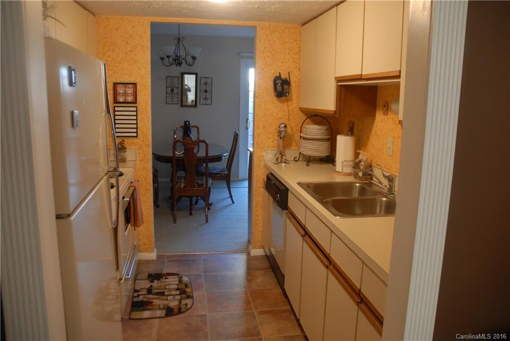 1217 Scaleybark Road, Unit B Charlotte, NC 28209 - Photo 7 of 22