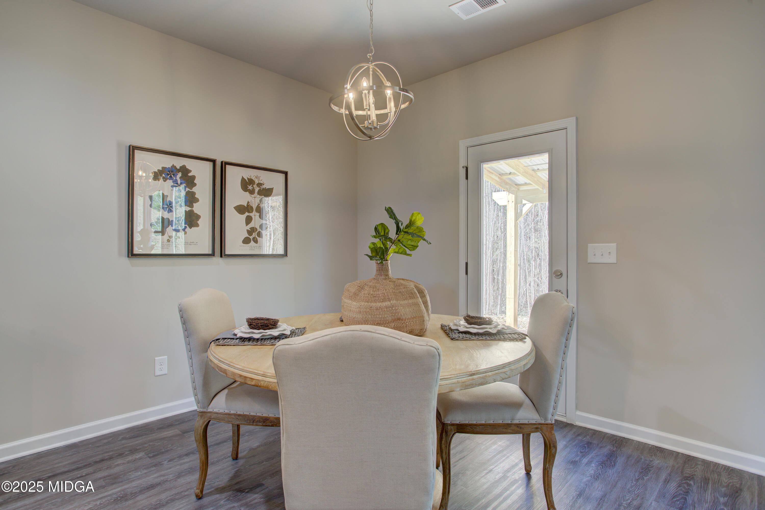 113 Breakwater Way Perry, GA 31069 - Photo 15 of 53 Vineyard Park Model INT (9)