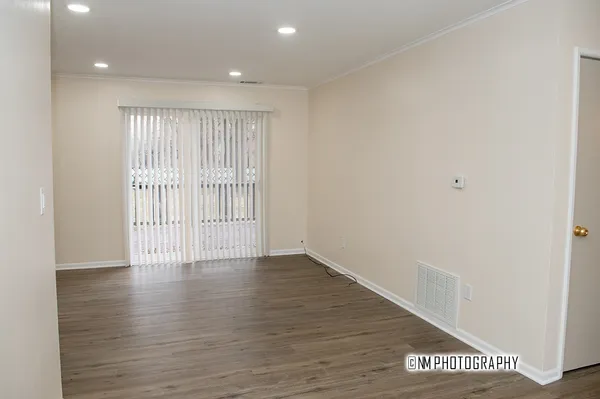 $193,000 | 16225 Clifton Park Avenue, Markham, IL 60428