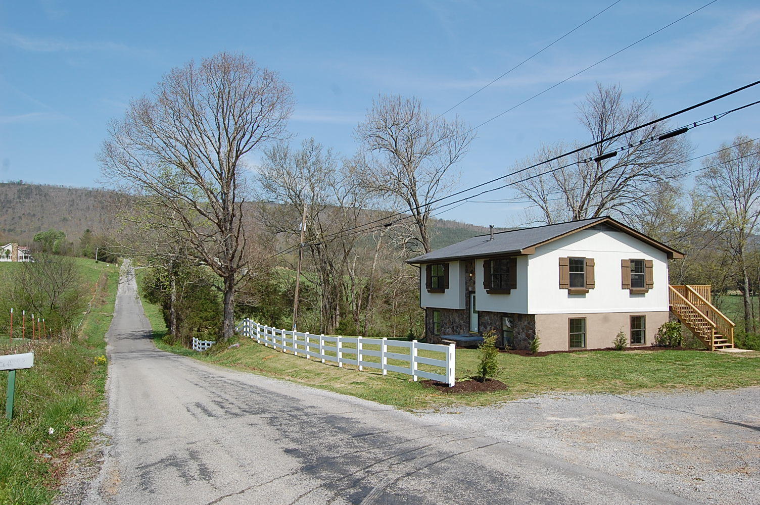 11005 Back Valley Road Evensville, TN 37332 - Photo 2 of 69 1279696 - 11005 Back Valley Rd 001