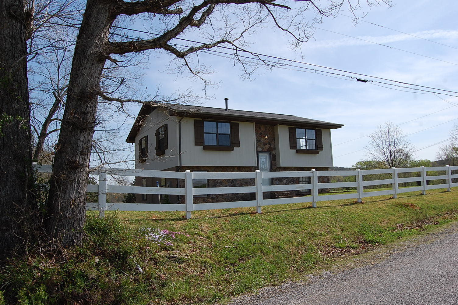 11005 Back Valley Road Evensville, TN 37332 - Photo 6 of 69 1279696 - 11005 Back Valley Rd 005