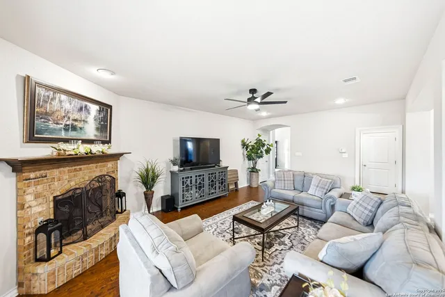 $499,000 | 30622 Horseshoe Path, Bulverde, TX 78163