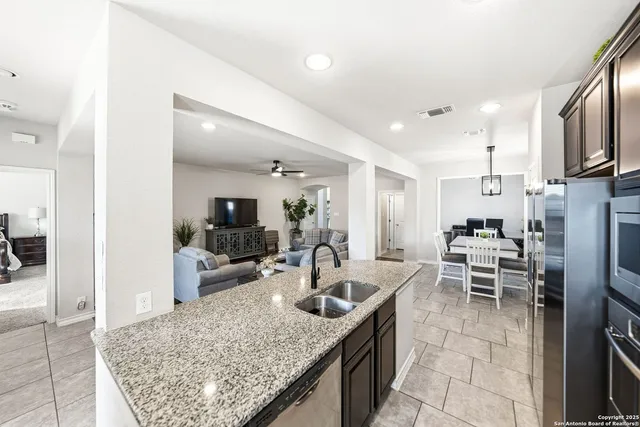 $499,000 | 30622 Horseshoe Path, Bulverde, TX 78163