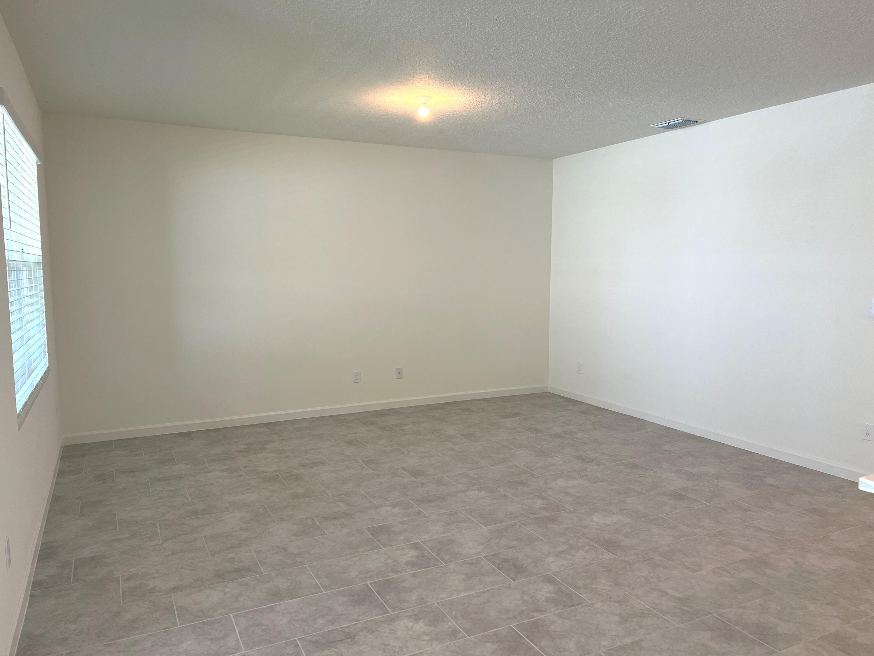 498 Seaspray Drive Fort Pierce, FL 34945 - Photo 21 of 38 Family Room2