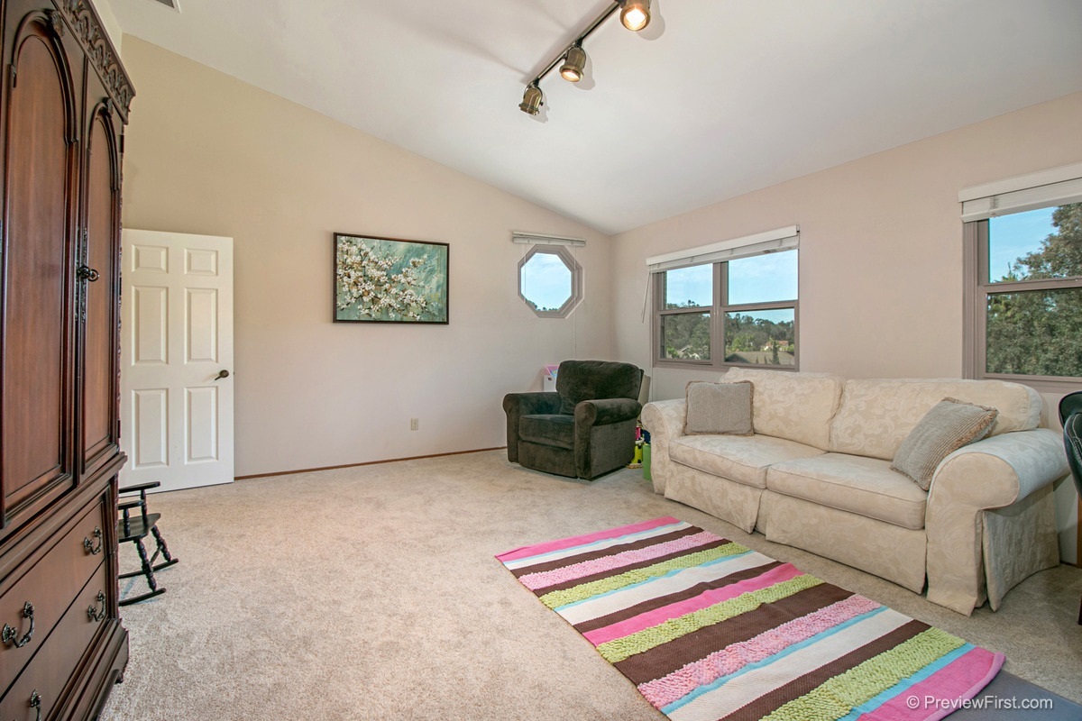 14713 Fieldview Way Poway, CA 92064 - Photo 21 of 25 Gallery Image 21