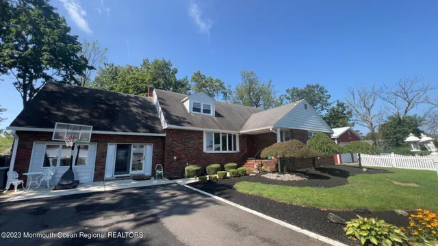 $3,900 | 573 Lloyd Road, Aberdeen, NJ 07747