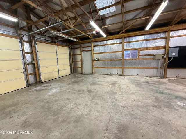 a view of a garage