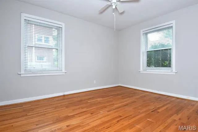 $215,000 | 8111 Roxburgh Drive, Unit 1SE, St. Louis, MO 63105