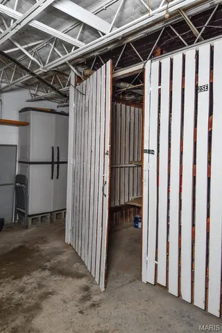 $215,000 | 8111 Roxburgh Drive, Unit 1SE, St. Louis, MO 63105