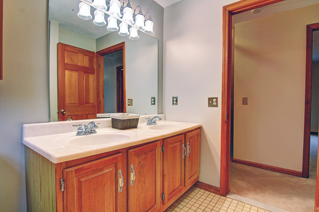 6 Cook Road Cumberland, RI 02864 - Photo 20 of 27