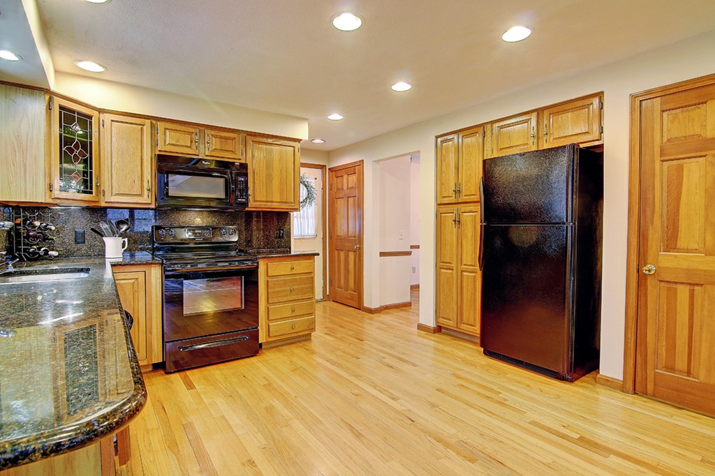 6 Cook Road Cumberland, RI 02864 - Photo 5 of 27