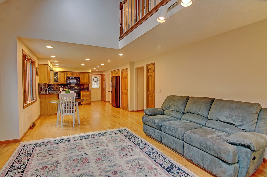 6 Cook Road Cumberland, RI 02864 - Photo 9 of 27