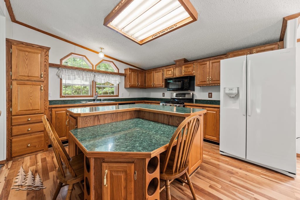 11015 Hall Road Atlanta, MI 49709 - Photo 6 of 47 Eggett 24
