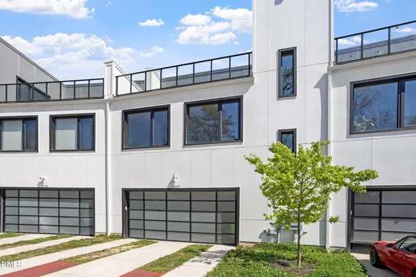 $2,500 | 2017 Jade Street, Durham, NC 27713