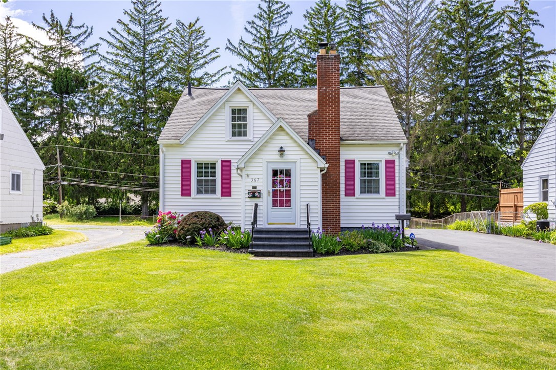 367 Walzer Road Irondequoit, NY 14622 - Photo 6 of 49