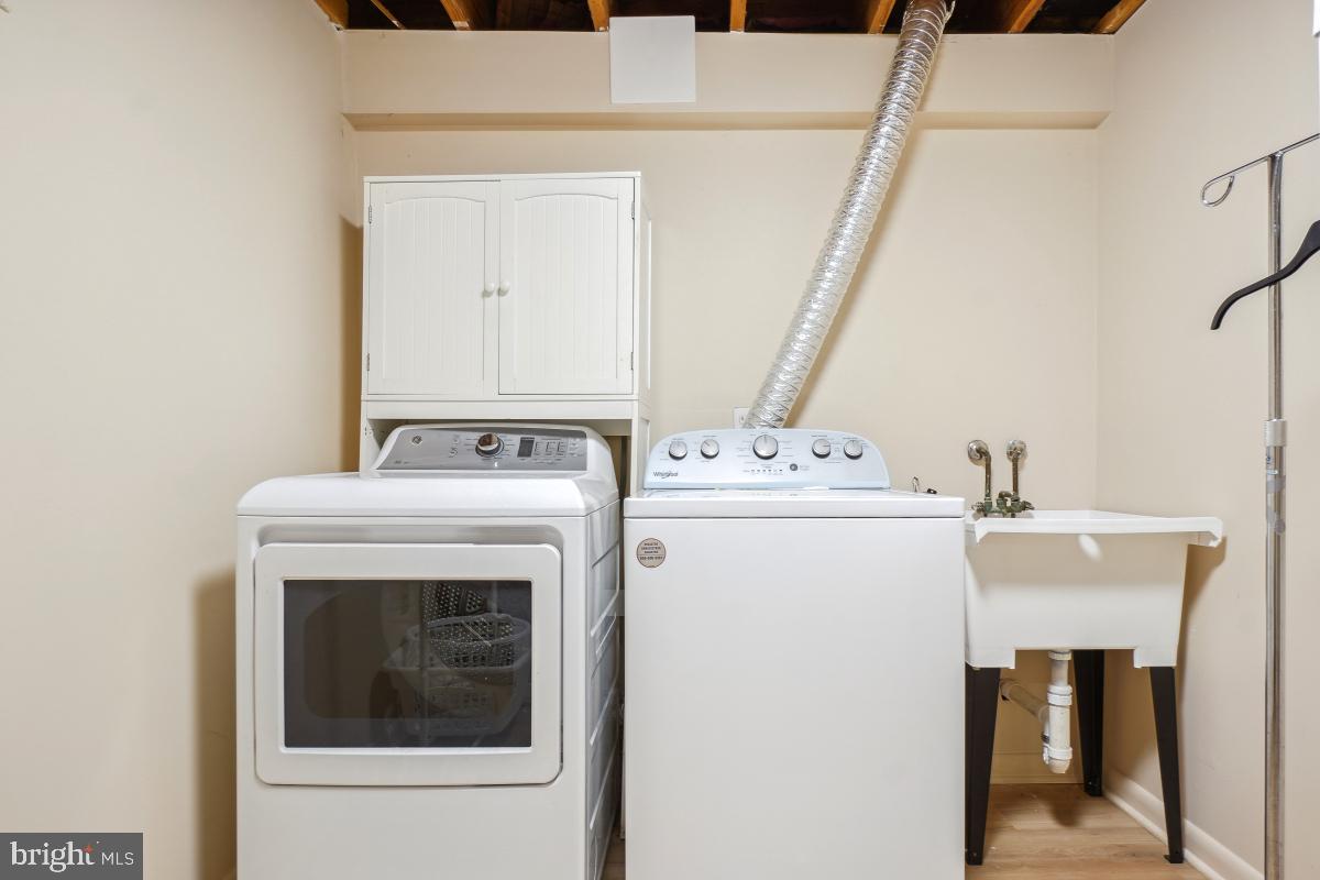 17916 Muncaster Road Derwood, MD 20855 - Photo 32 of 37 Lower Level Laundry Room