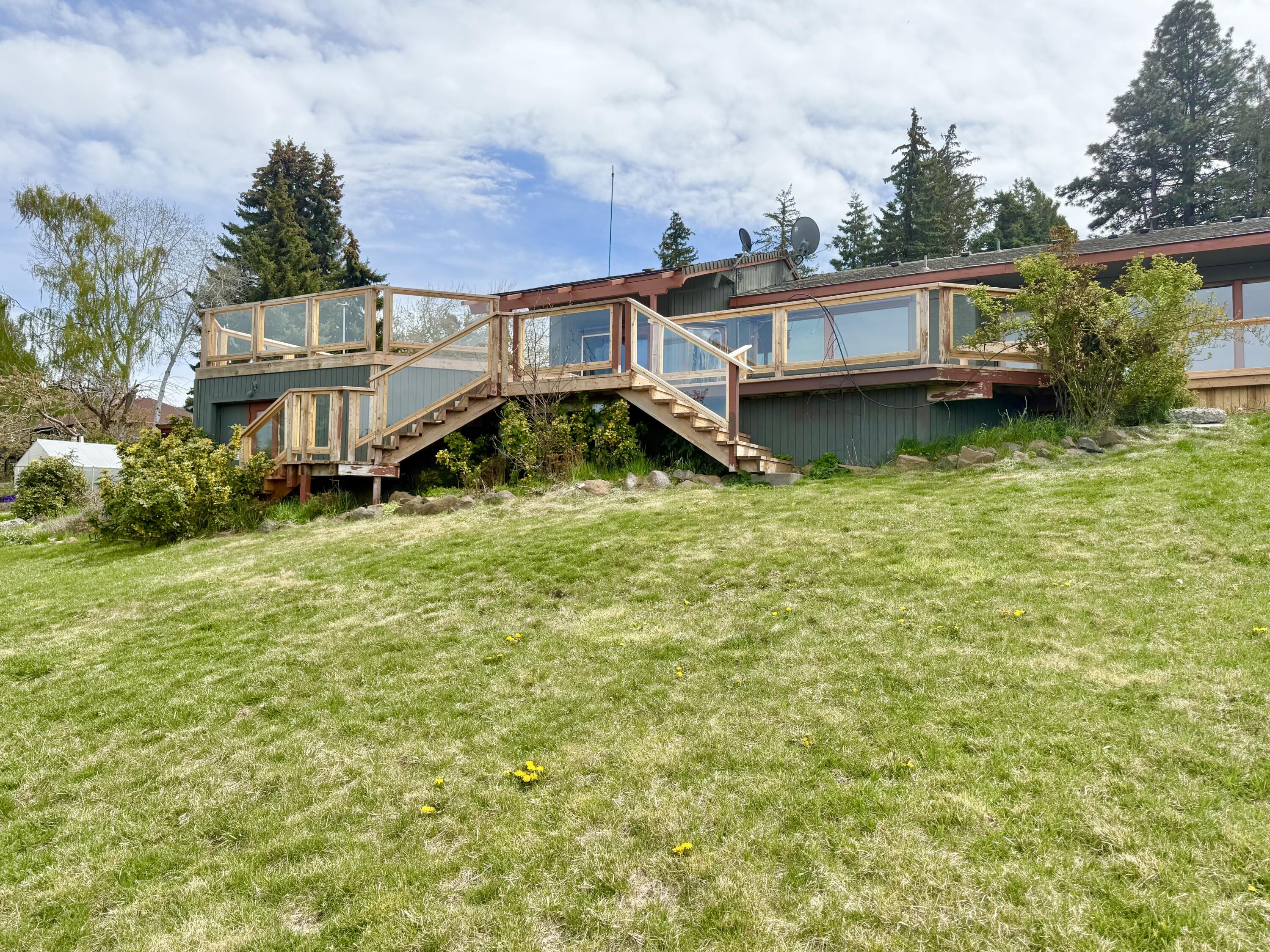 1662 Cove Point Road Klamath Falls, OR 97601 - Photo 15 of 71