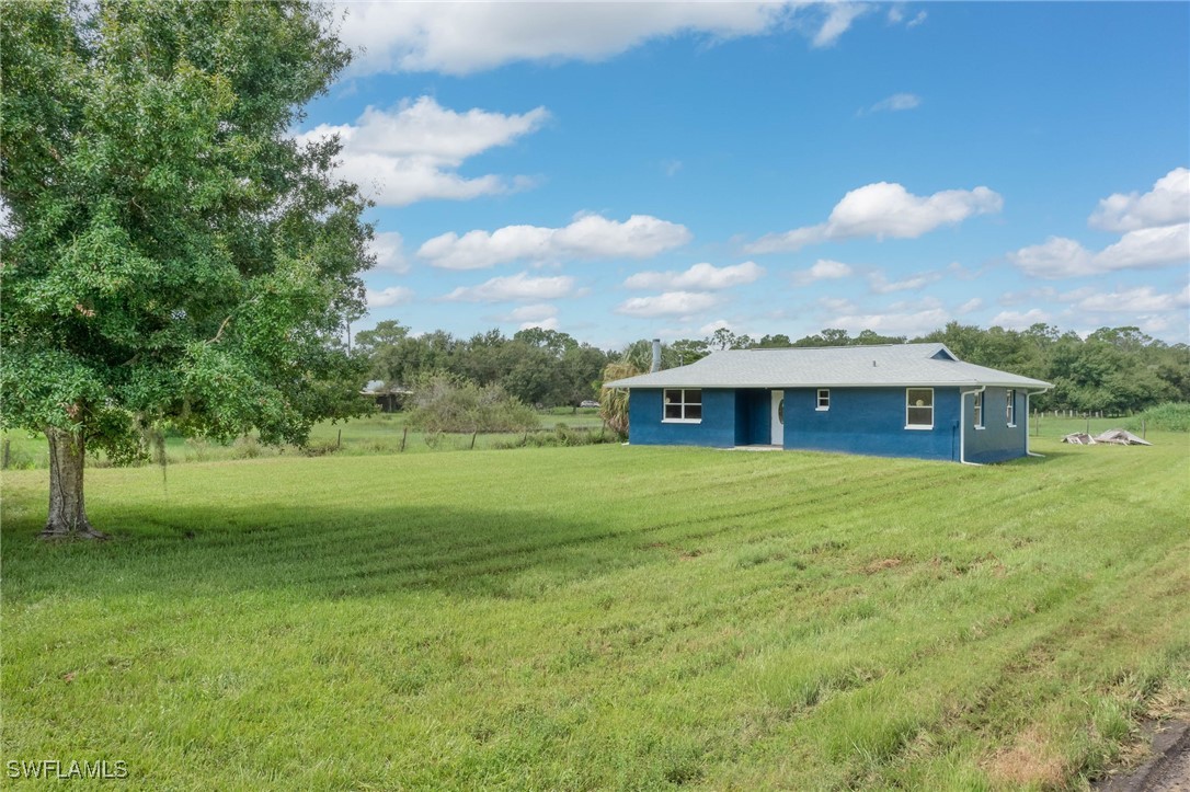 19291 Skipper Road North Fort Myers, FL 33917 - Photo 23 of 34 Gallery Image 23