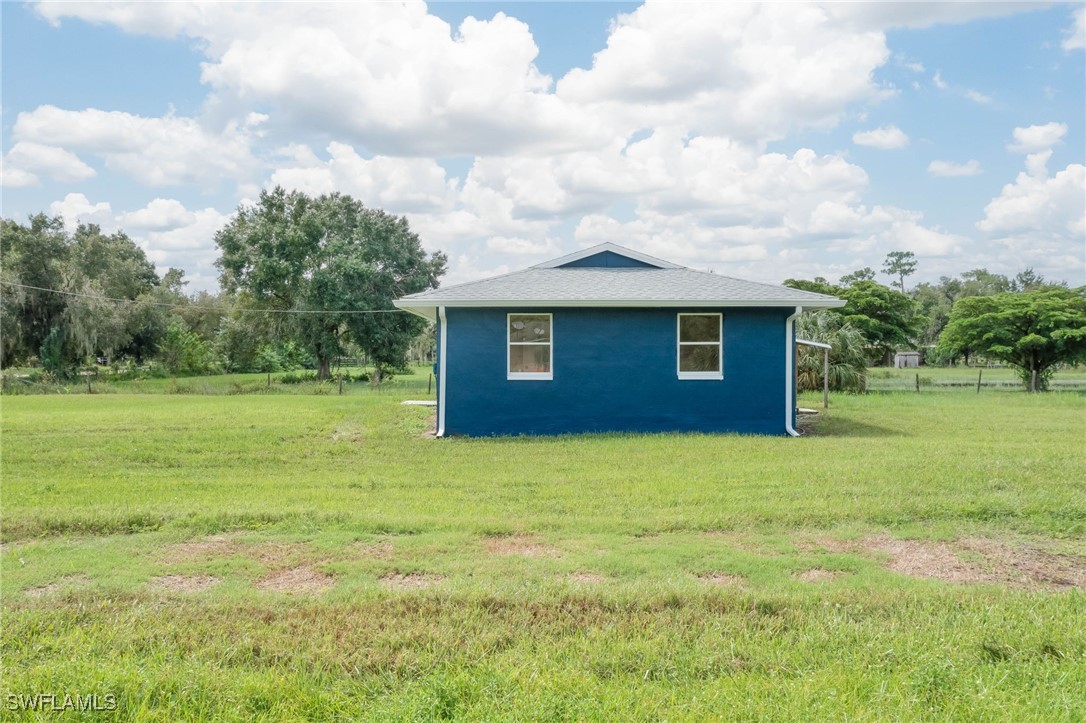 19291 Skipper Road North Fort Myers, FL 33917 - Photo 26 of 34 Gallery Image 26