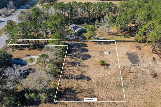 $699,990 | 6220 North Highway 17, Awendaw, SC 29429