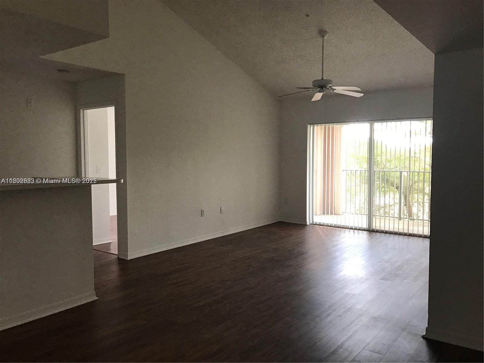 12112 St.Andrews Place, Unit 309 Miramar, FL 33025 - Photo 4 of 10