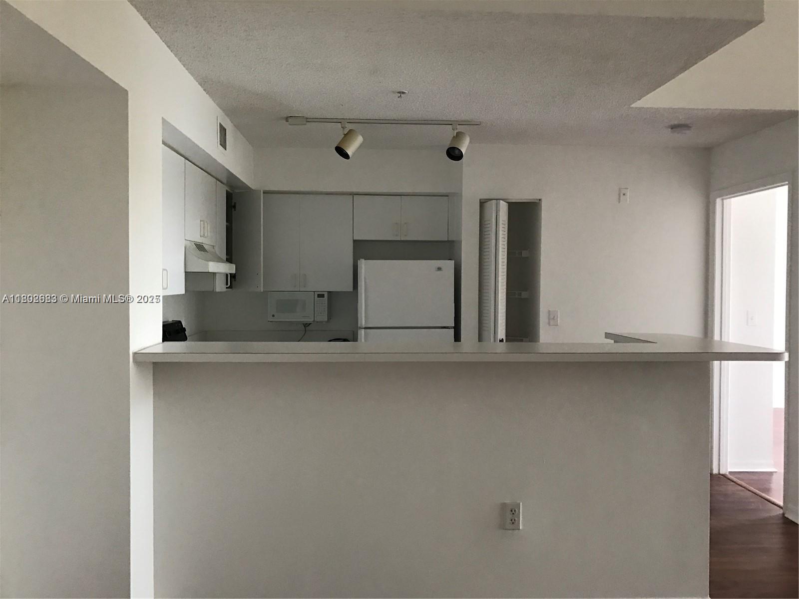 12112 St.Andrews Place, Unit 309 Miramar, FL 33025 - Photo 5 of 10