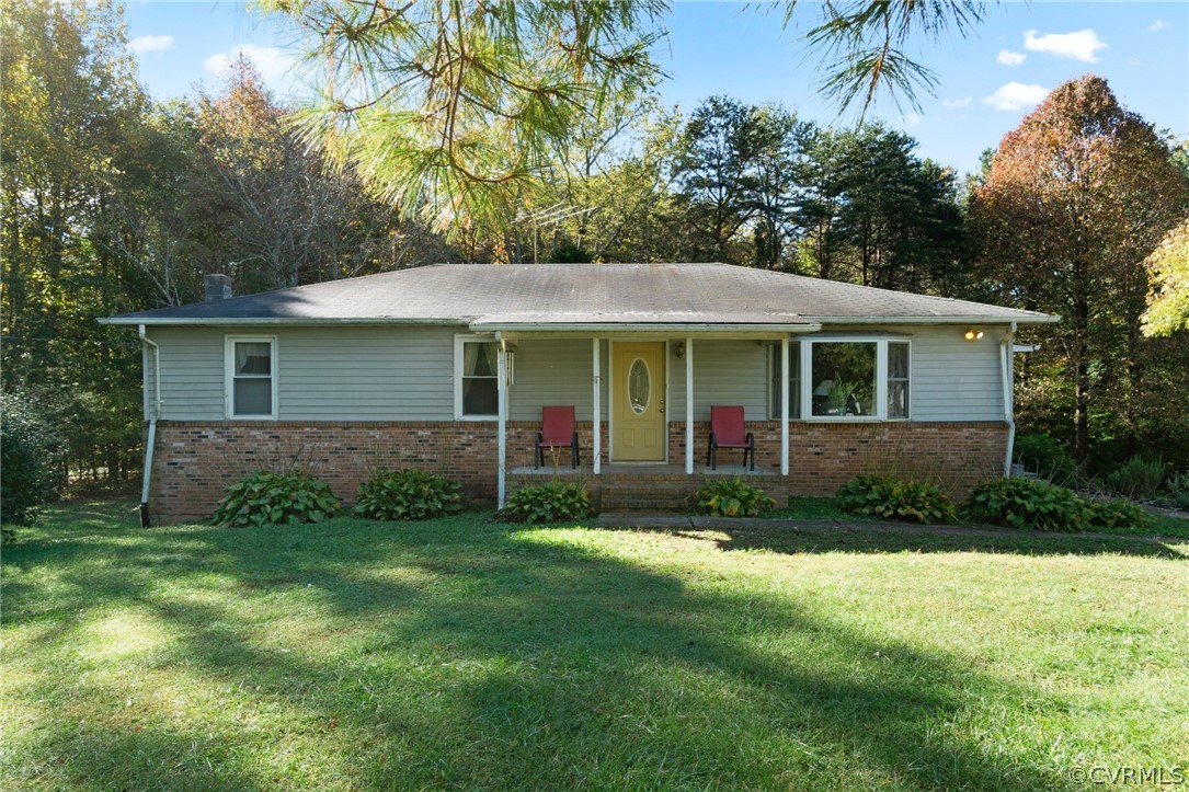268 Old Sheppards Road Farmville, VA 23901 - Photo 1 of 37 a view of a yard in front of a house