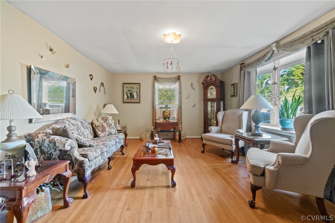 268 Old Sheppards Road Farmville, VA 23901 - Photo 3 of 37 a living room with furniture and a large window