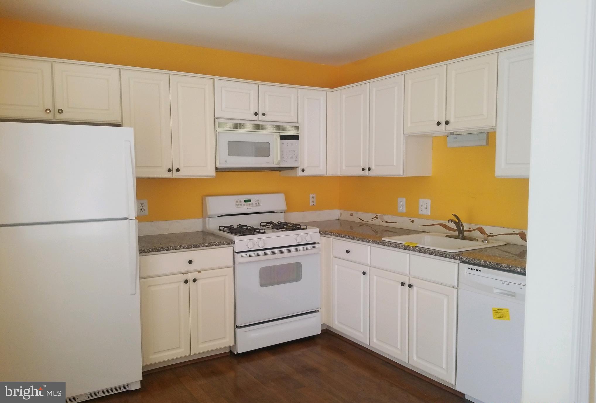 21845 Baldwin Square, Unit 200 Sterling, VA 20164 - Photo 3 of 12