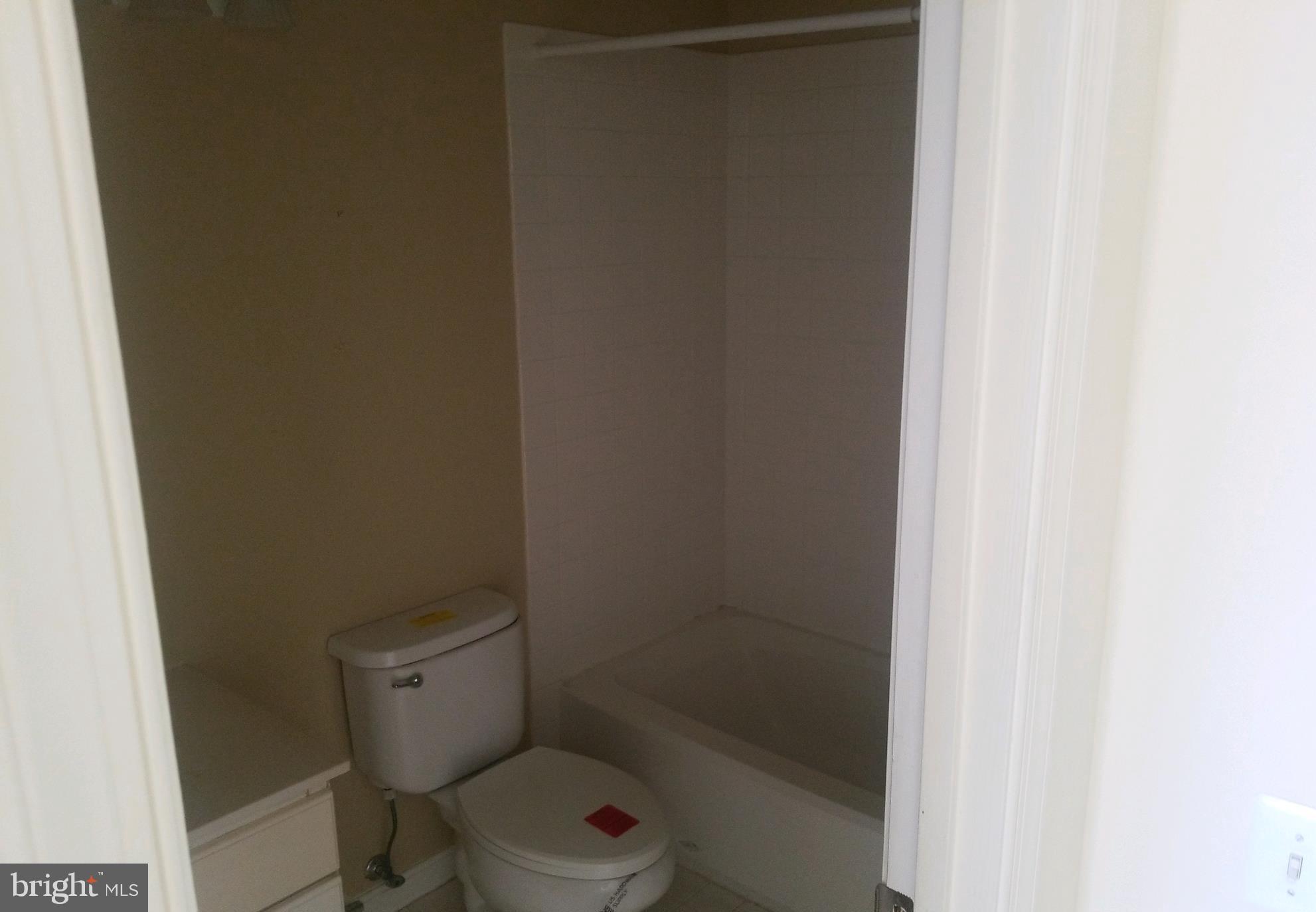 21845 Baldwin Square, Unit 200 Sterling, VA 20164 - Photo 8 of 12