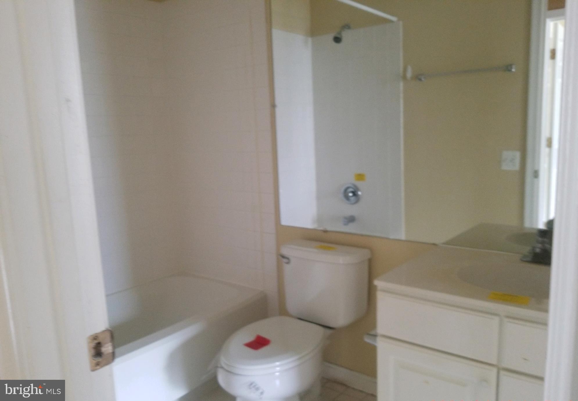 21845 Baldwin Square, Unit 200 Sterling, VA 20164 - Photo 9 of 12