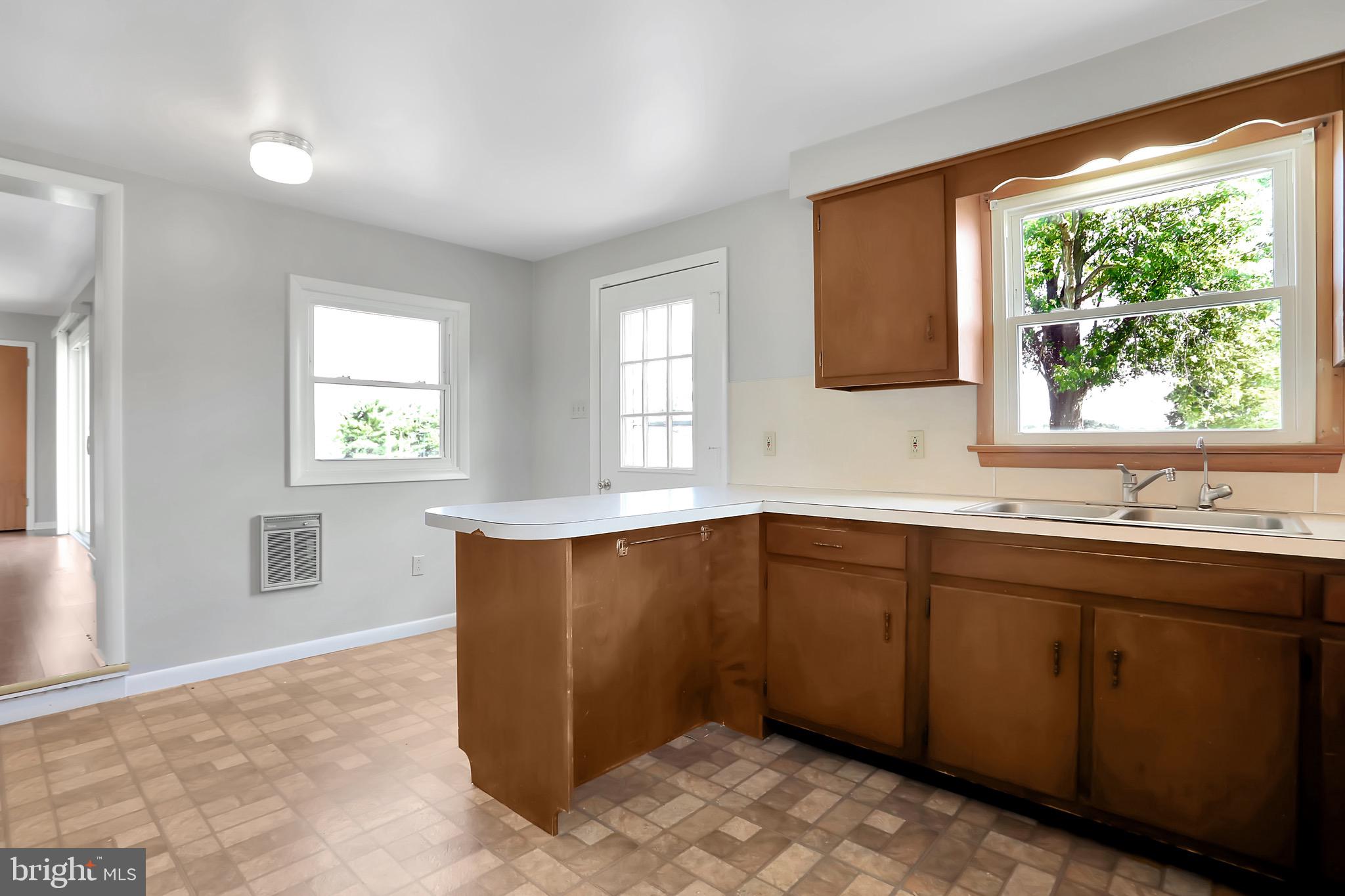 16535 Fairview Road Hagerstown, MD 21740 - Photo 14 of 52 Gallery Image 14