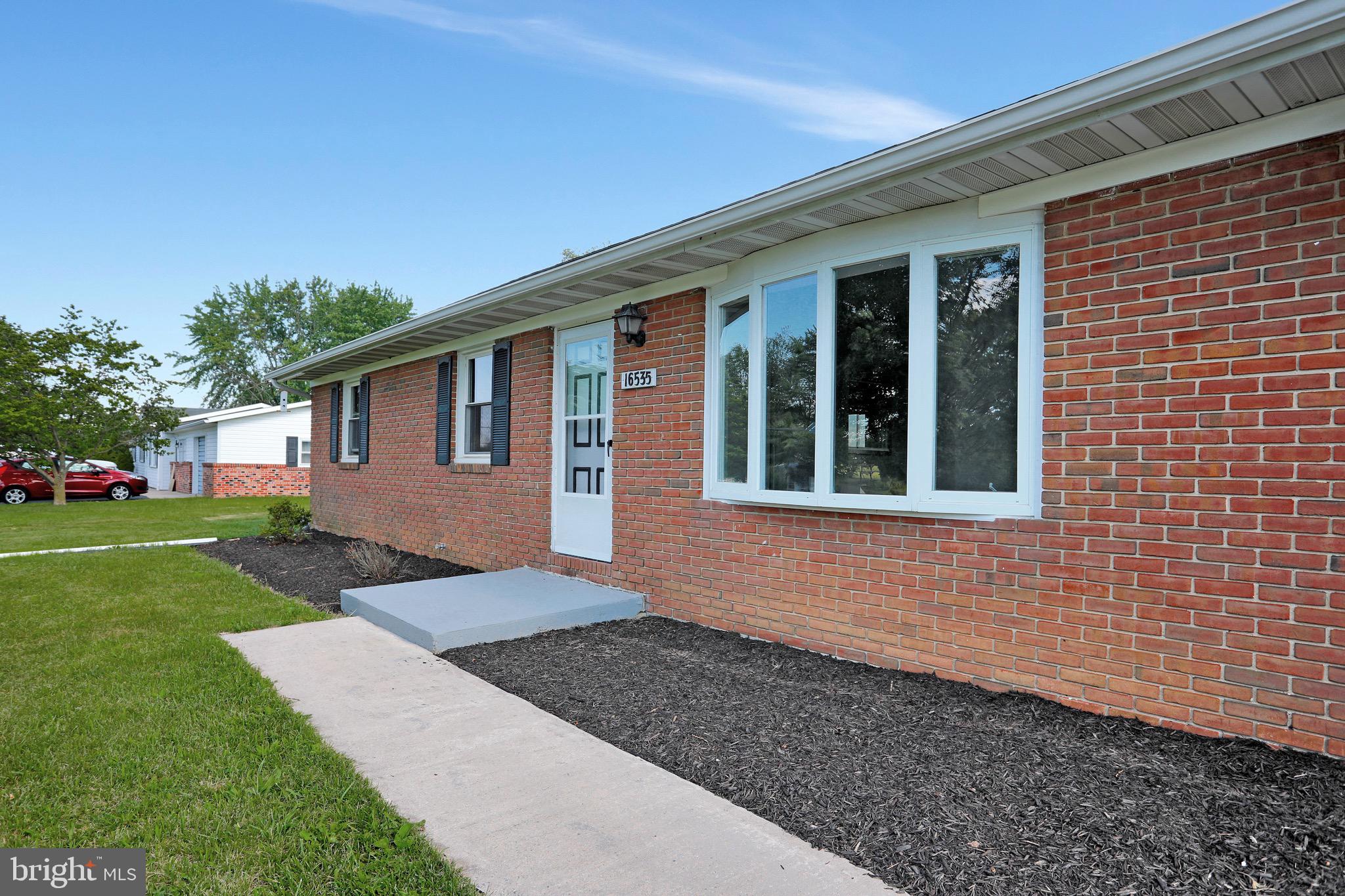 16535 Fairview Road Hagerstown, MD 21740 - Photo 10 of 52 Gallery Image 10