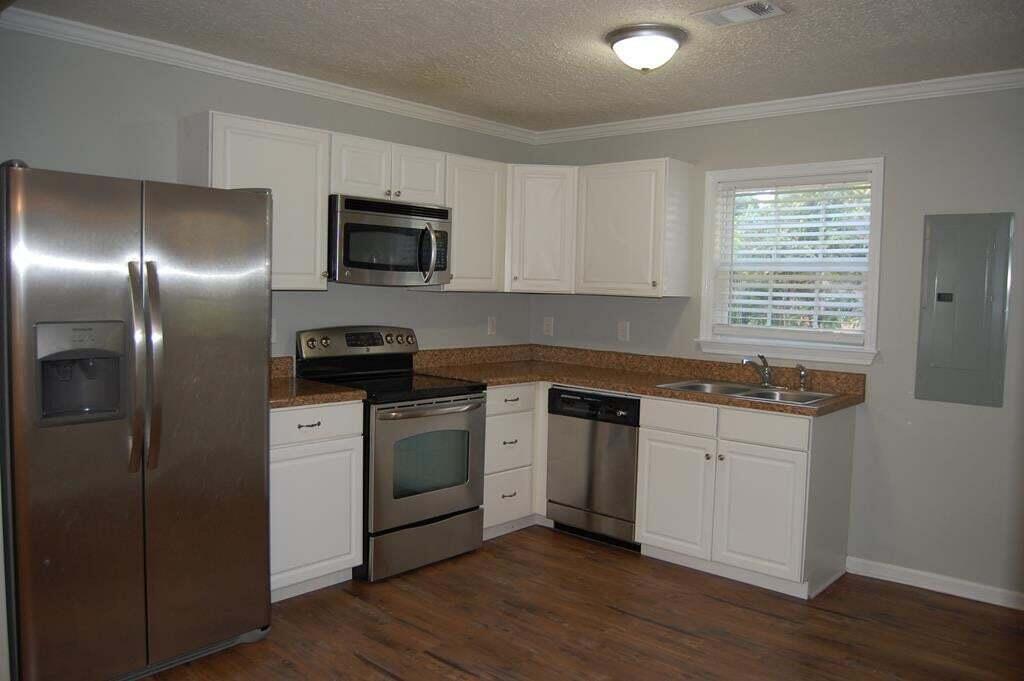 111 Smallridge Street Aiken, SC 29803 - Photo 3 of 23