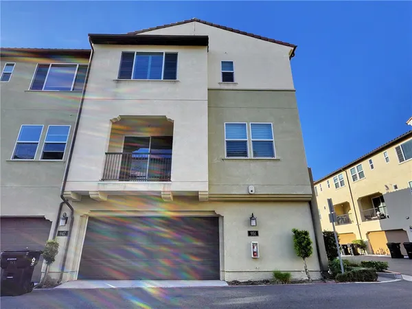 $750,000 | 951 East Twill Court, Anaheim, CA 92802
