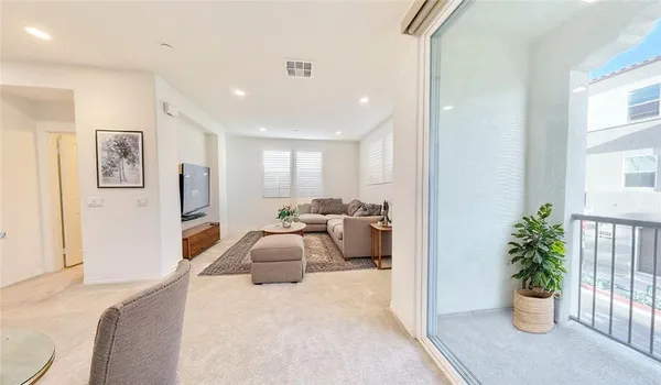 $750,000 | 951 East Twill Court, Anaheim, CA 92802