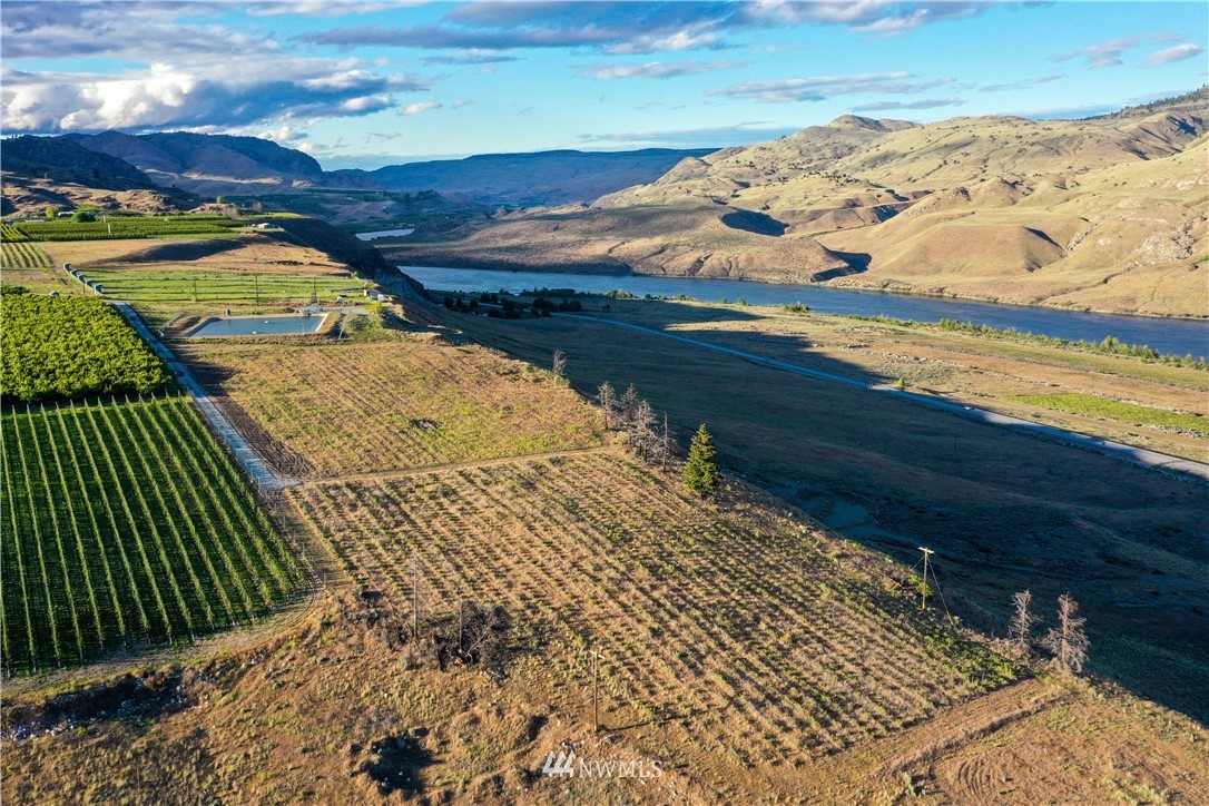 354 Substation Road Chelan, WA 98816 - Photo 9 of 31 Gallery Image 9