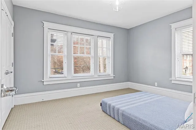 $157,000 | 520 Rosedale Avenue, Unit 202, St. Louis, MO 63112